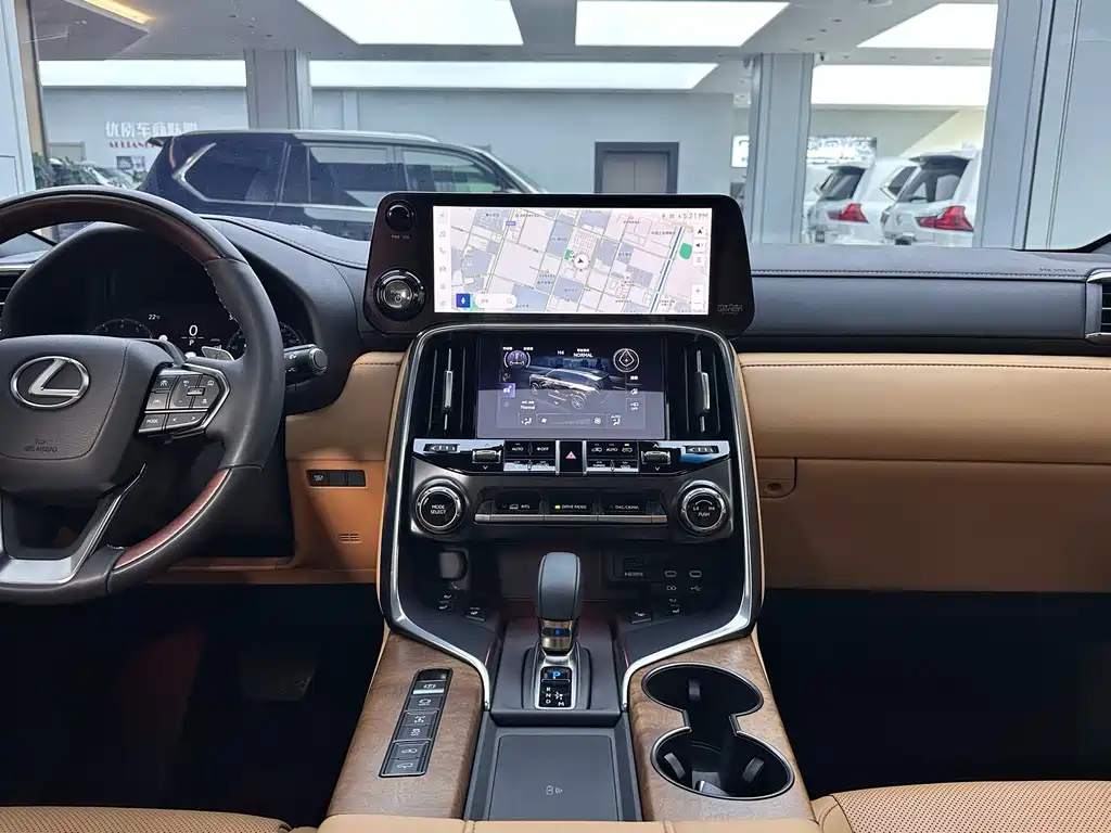 Lexus LX 2025 — фото 15