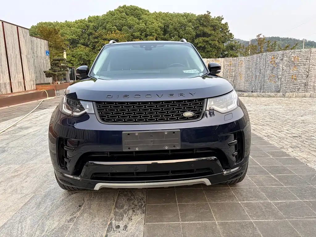 Land Rover Discovery 2021
