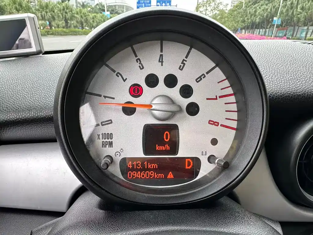 MINI Clubman 2014 — фото 14