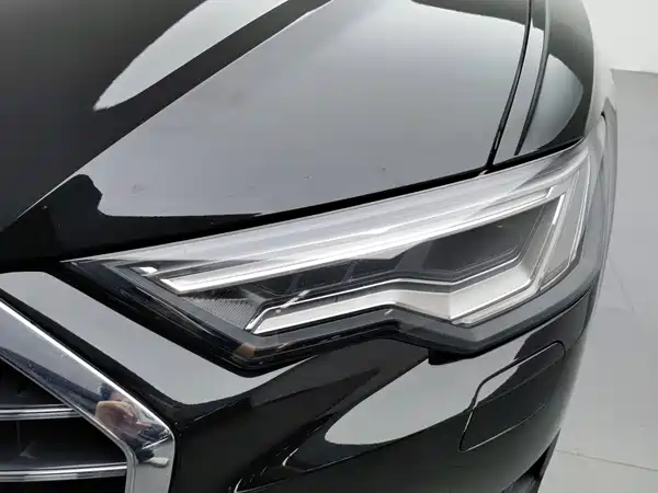 Audi A6L 2021