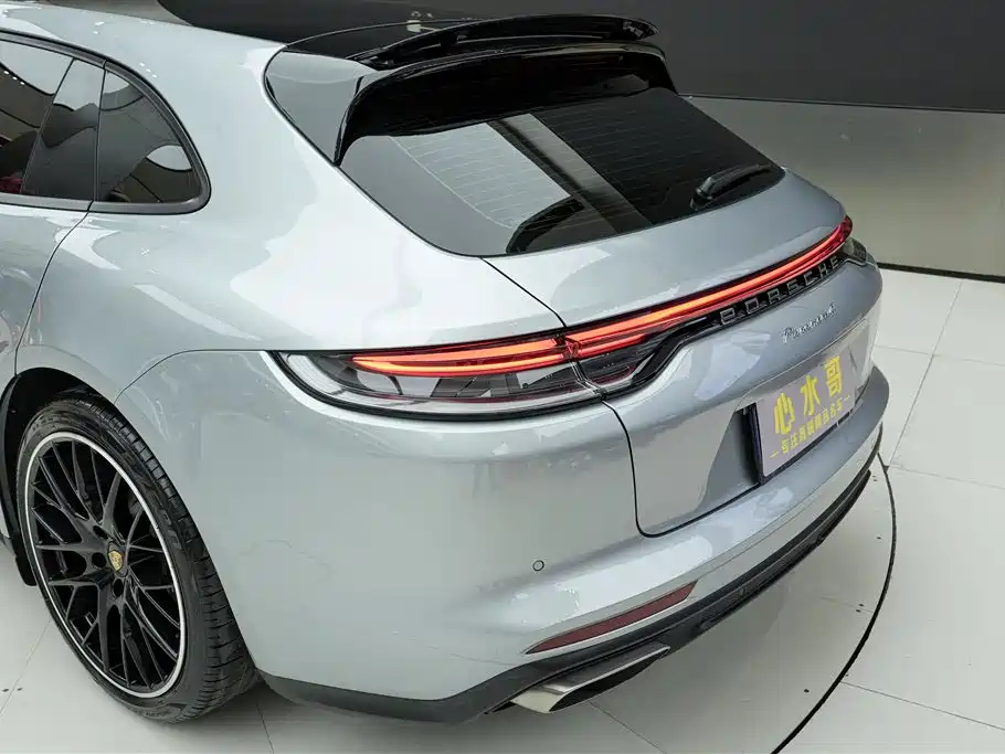 Porsche Panamera 2023 — фото 23