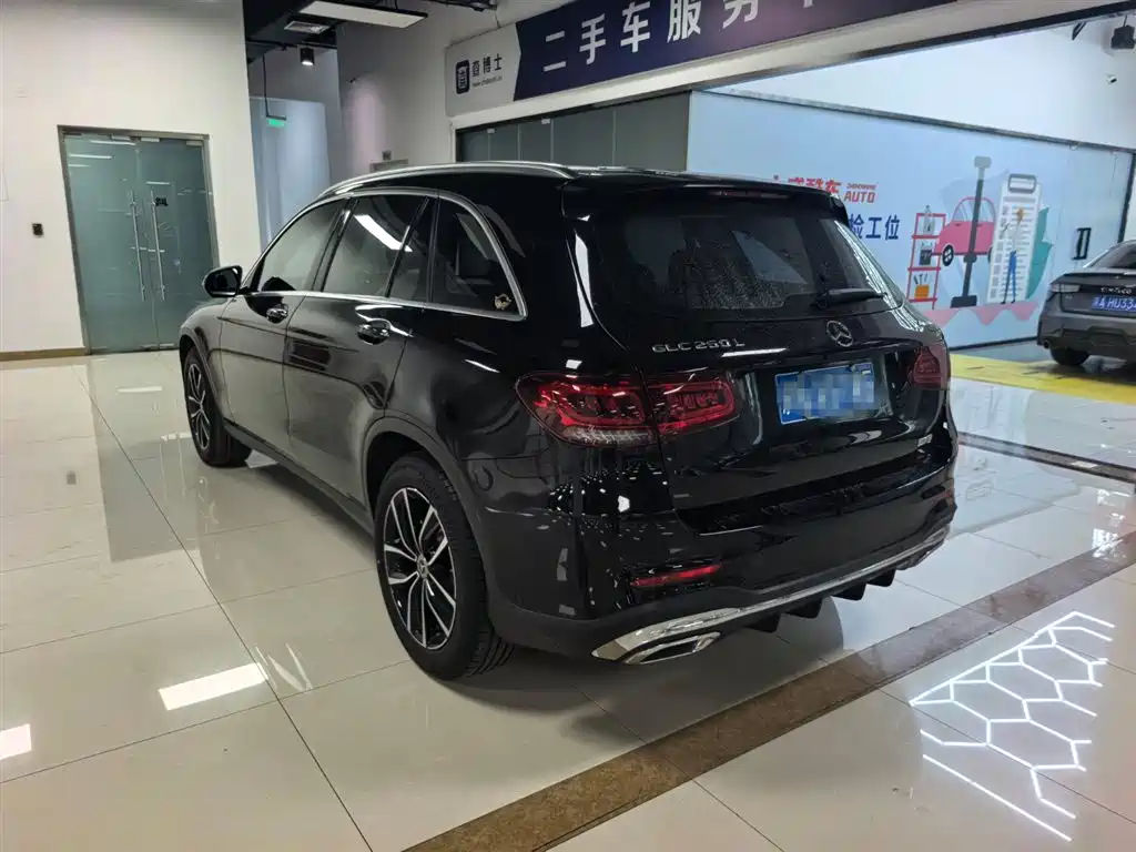 Mercedes-Benz GLC 2023 — фото 14