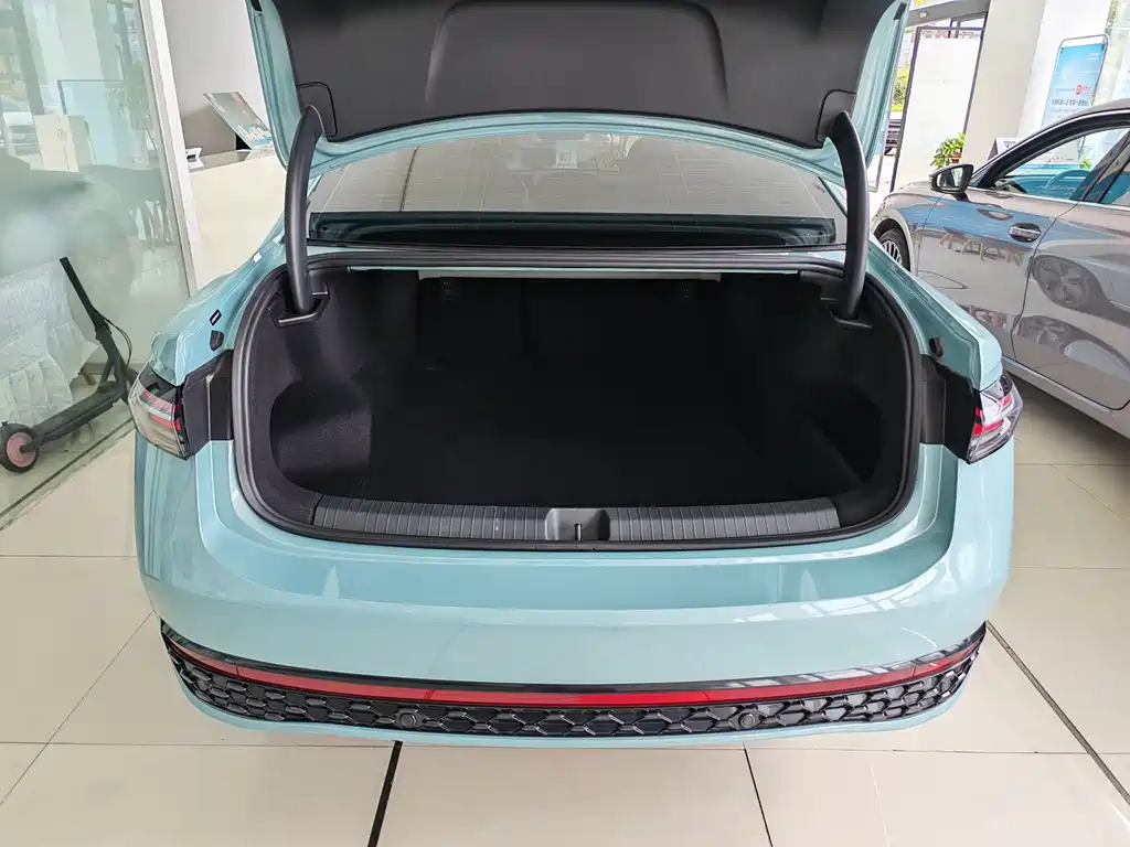 Volkswagen Passat 2024