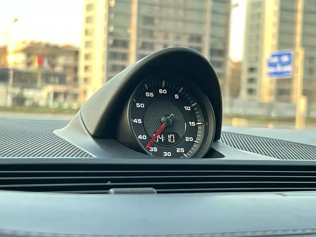 Porsche Panamera 2019 — фото 14