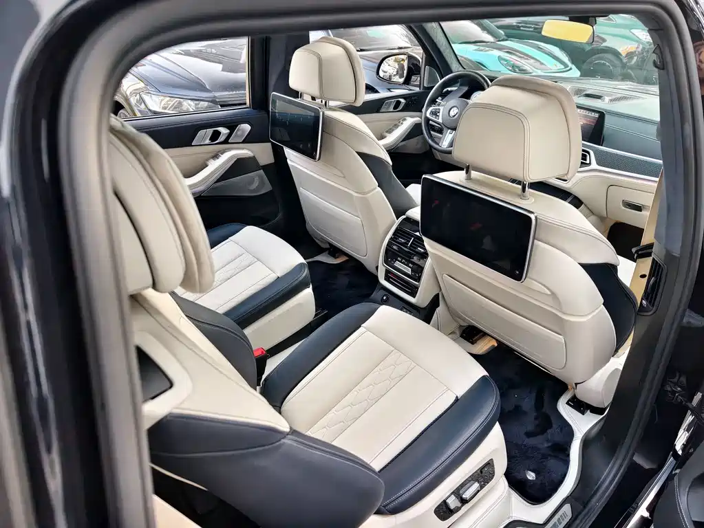 BMW X7 2023 — фото 6