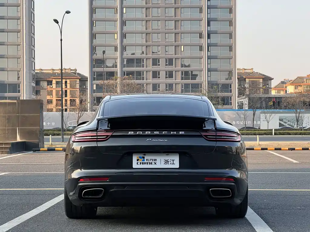 Porsche Panamera 2019 — фото 4