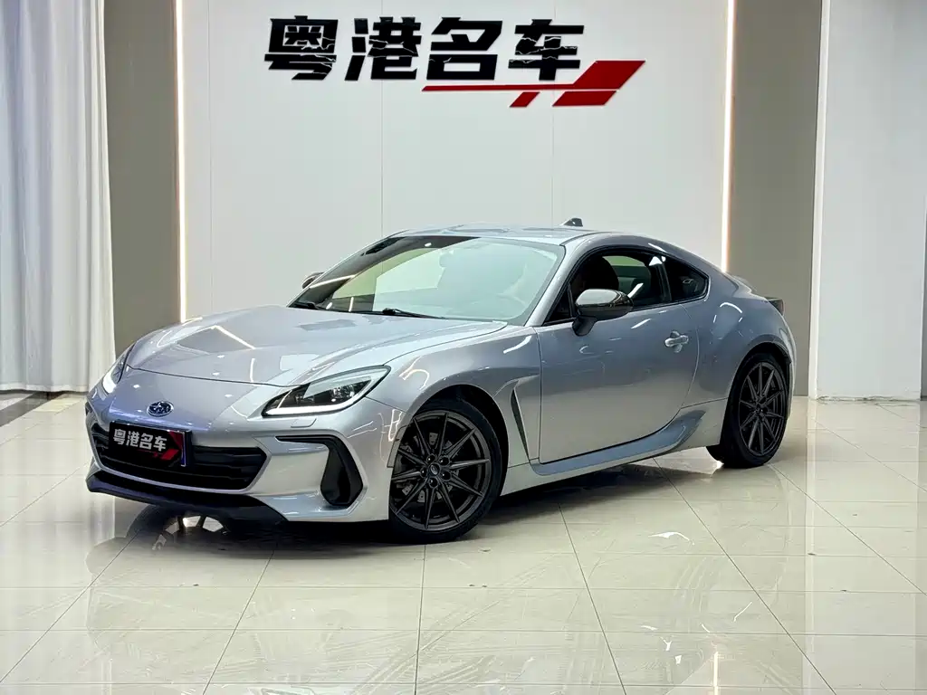 Subaru BRZ 2022 — фото 1