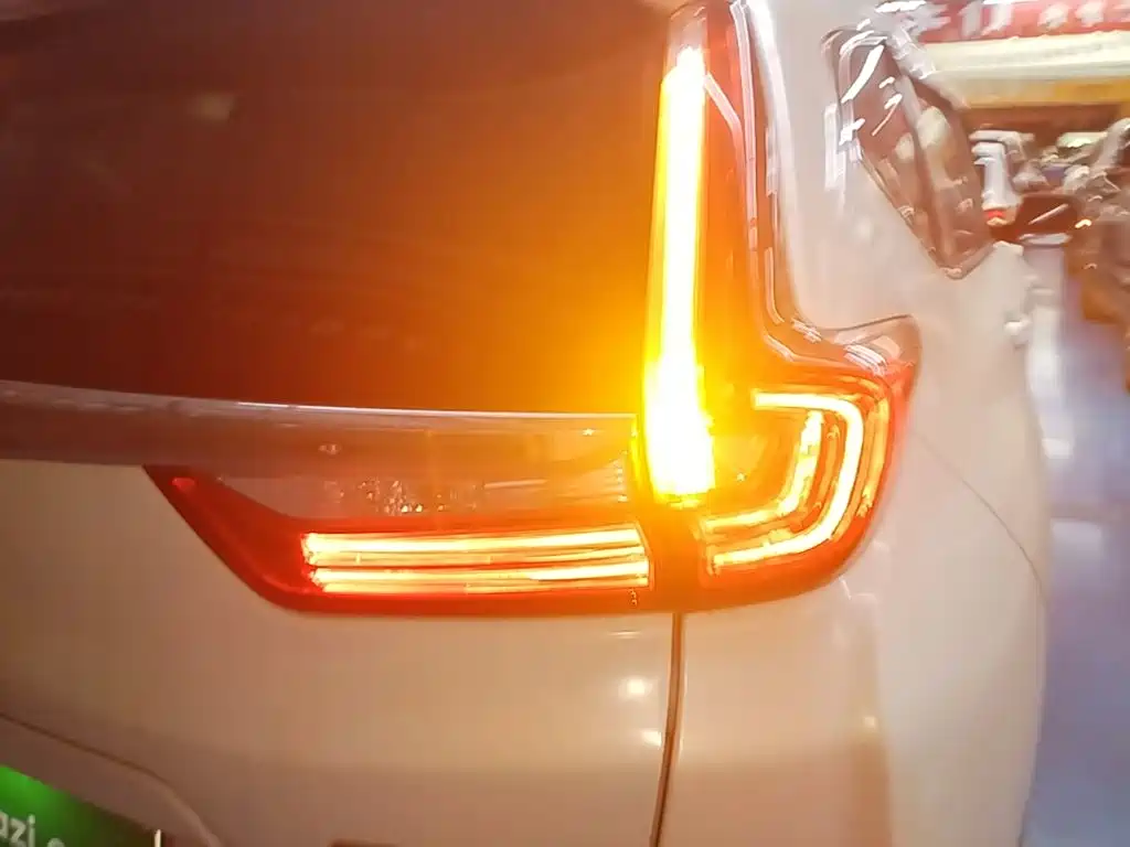 Honda CR-V 2018 — фото 8
