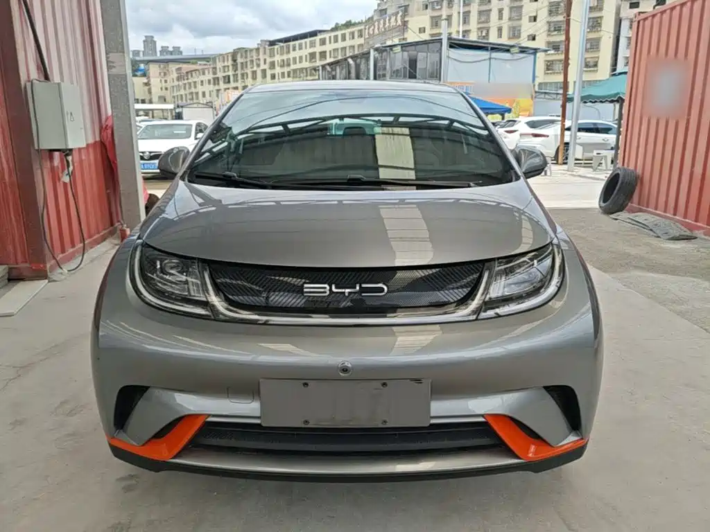 BYD Dolphin 2022 — фото 3