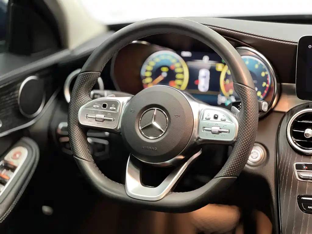 Mercedes-Benz C-Class 2021 — фото 9