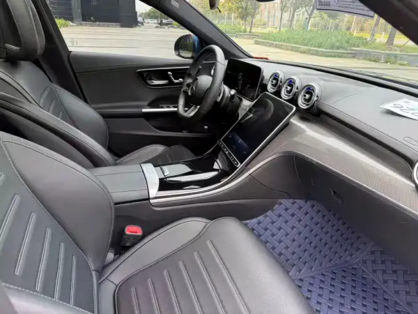 Mercedes-Benz C-Class 2022