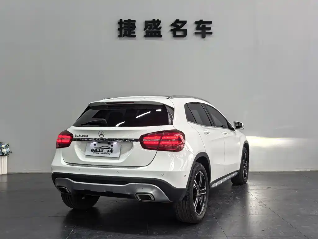 Mercedes-Benz GLA 2018 — фото 6