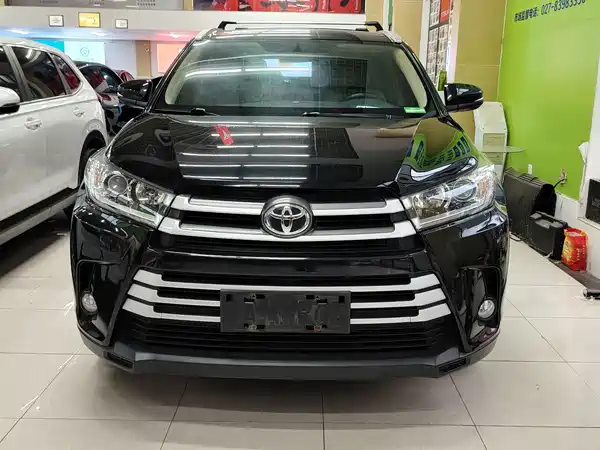 Toyota Highlander 2021