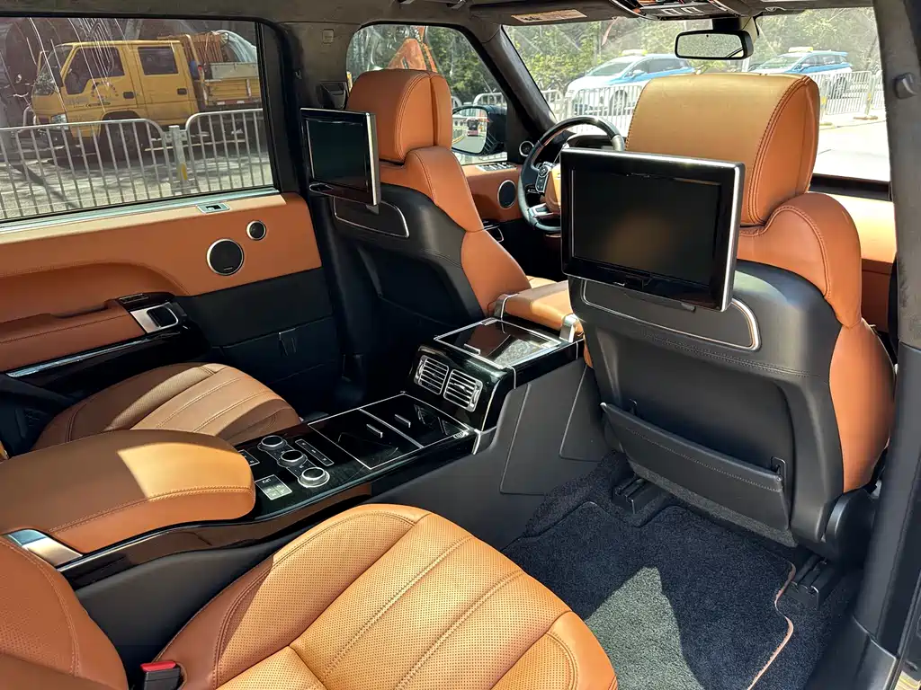Land Rover Range Rover 2017 — фото 16