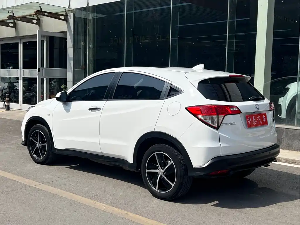 Honda Vezel 2022 — фото 4