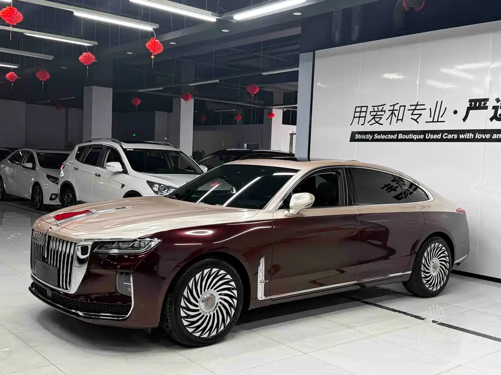 Hongqi H9 2022 — фото 1