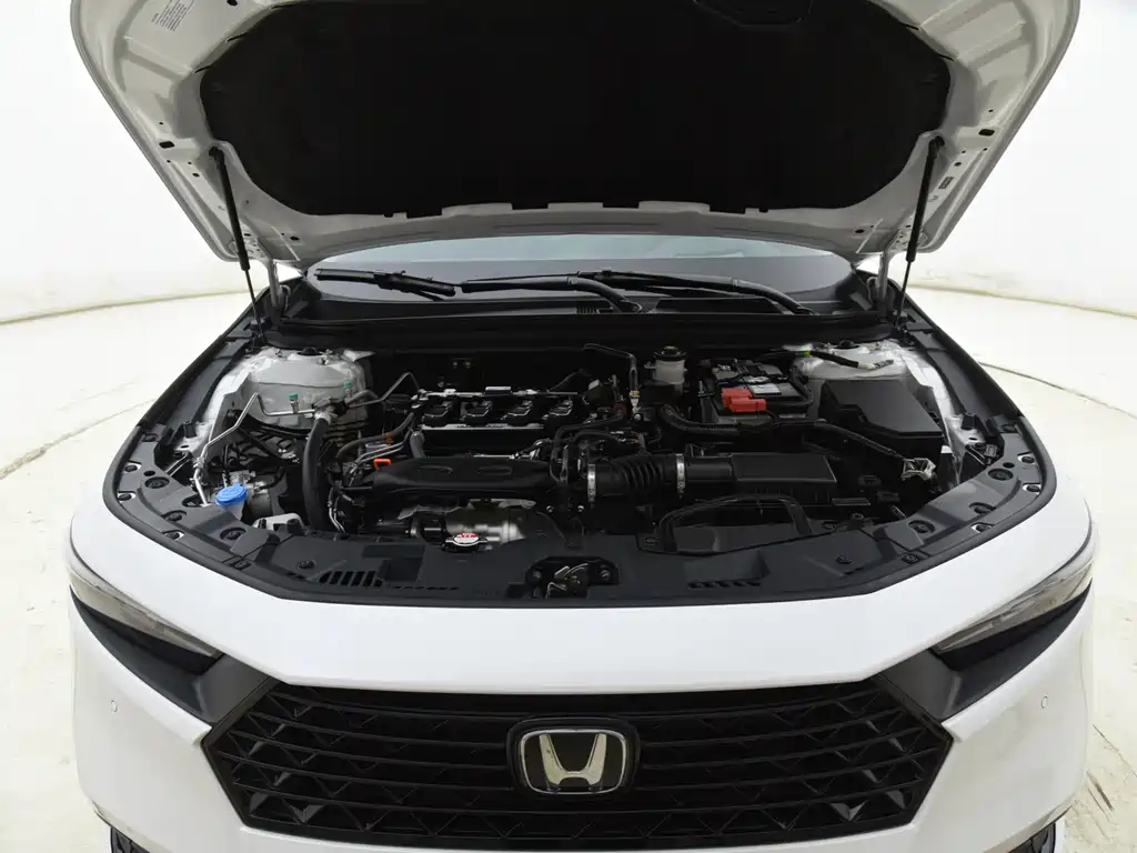 Honda Accord 2023 — фото 12