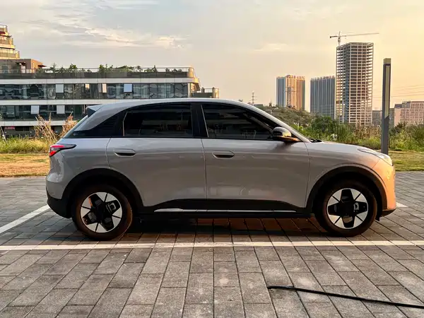 Geely Galaxy Starwish 2025