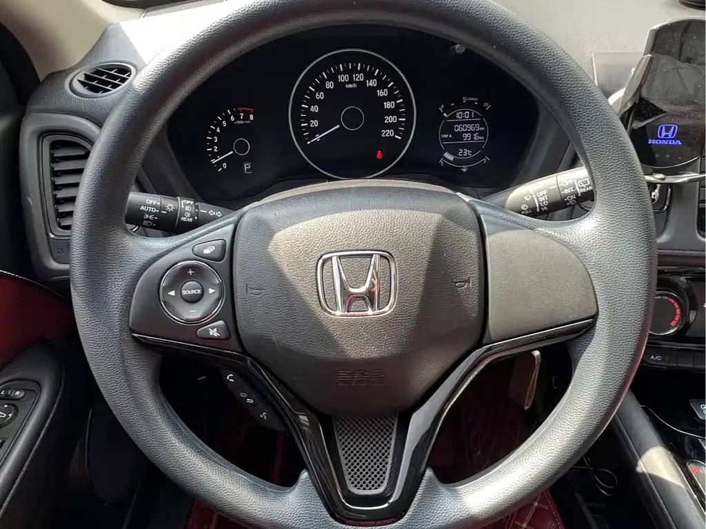 Honda Vezel 2022 — фото 13