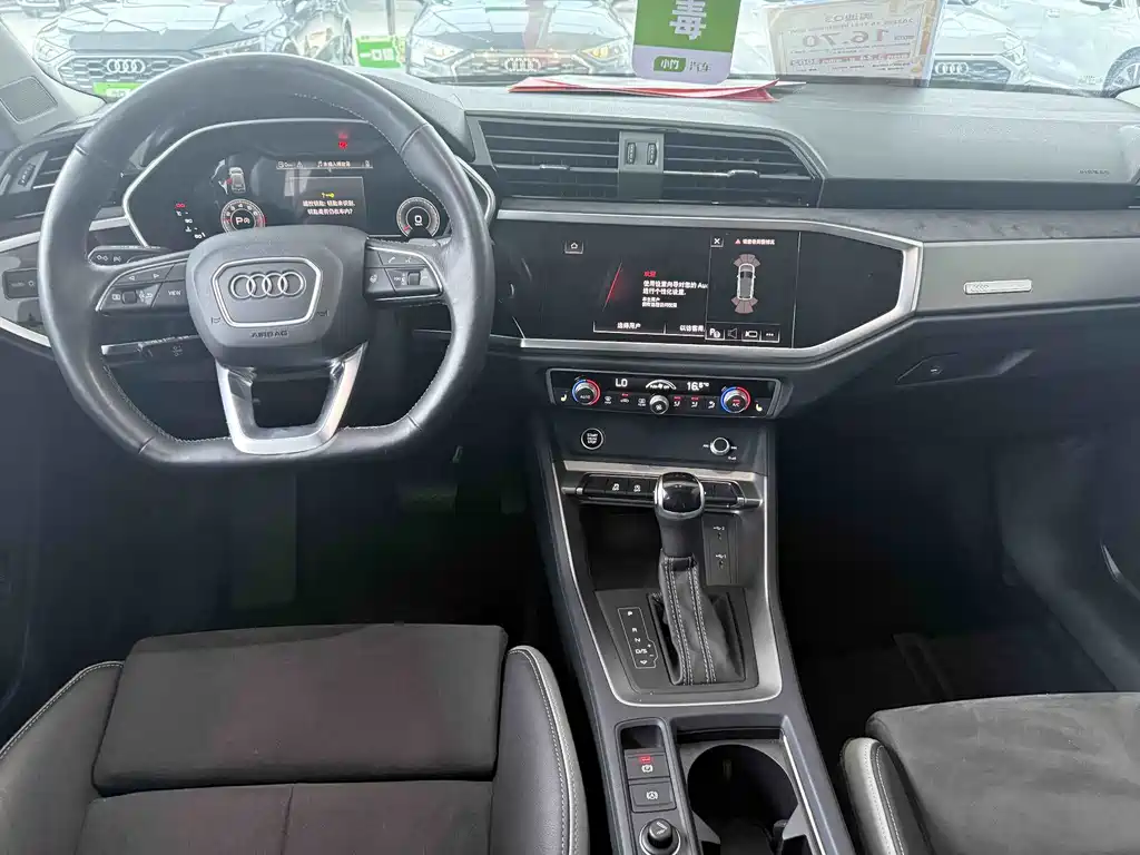 Audi Q3 2023 — фото 11