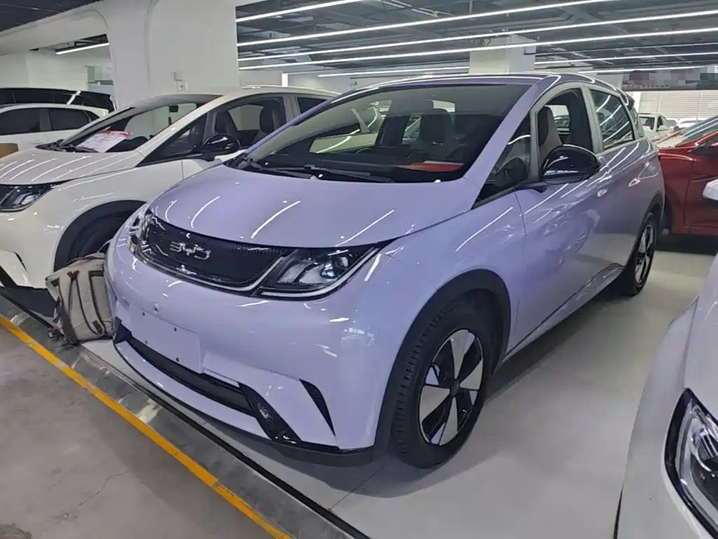 BYD Dolphin 2023 — фото 1