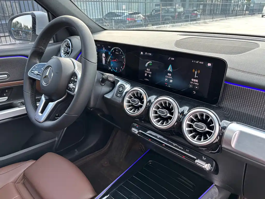 Mercedes-Benz GLB 2022 — фото 15