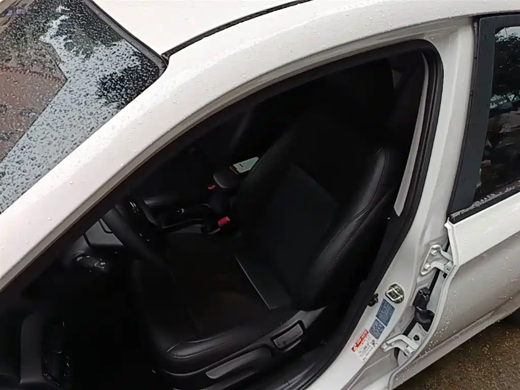 Hyundai Elantra 2019 — фото 15
