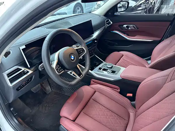 BMW 3 Series 2025