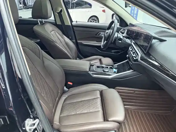 BMW 3 Series 2023