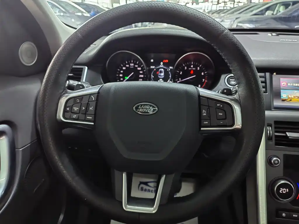 Land Rover Discovery Sport 2020 — фото 15