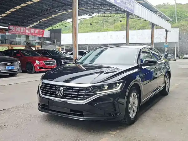 Volkswagen Passat 2023