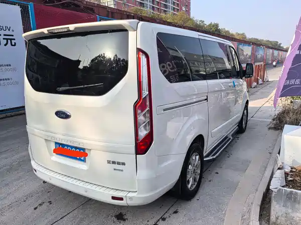 Ford Tourneo 2020