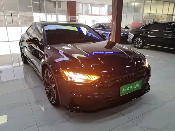 Audi A7L 2022