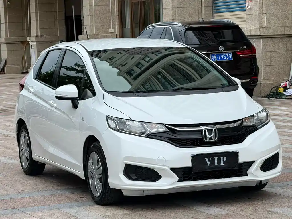 Honda Fit 2019 — фото 1