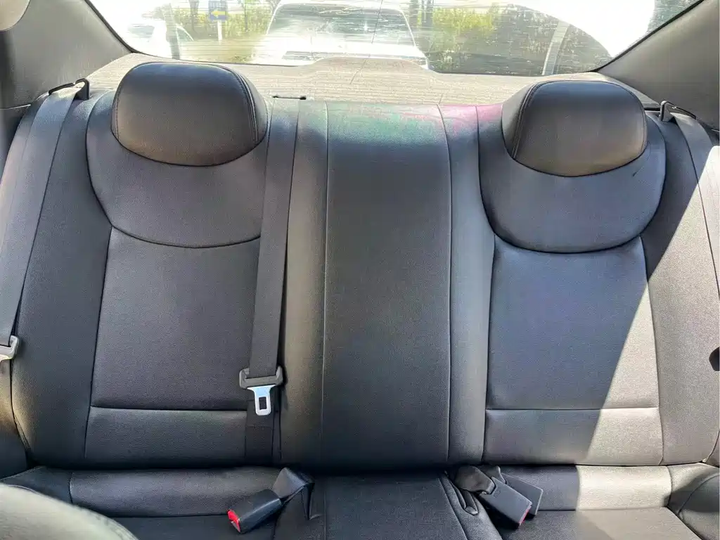 Hyundai Elantra Langdong 2018 — фото 25