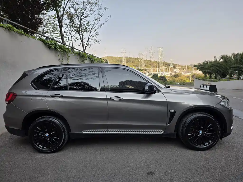 BMW X5 2017 — фото 7