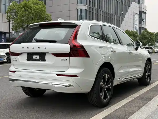 Volvo XC60 2026