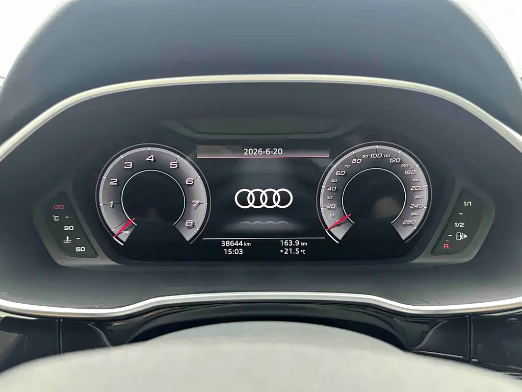 Audi Q3 2022 — фото 19