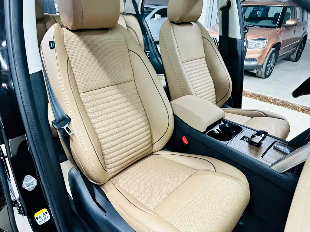 Land Rover Discovery Sport 2024 — фото 27