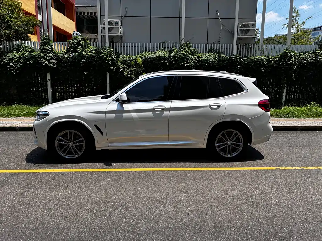 BMW X3 2021