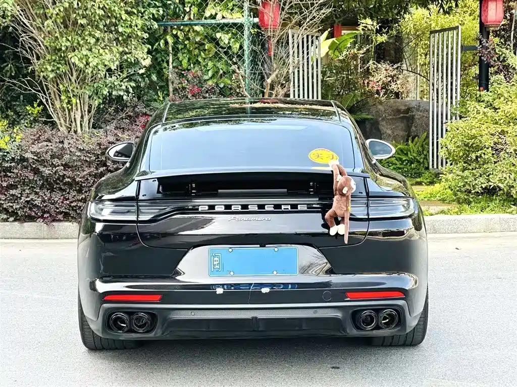 Porsche Panamera 2023 — фото 8