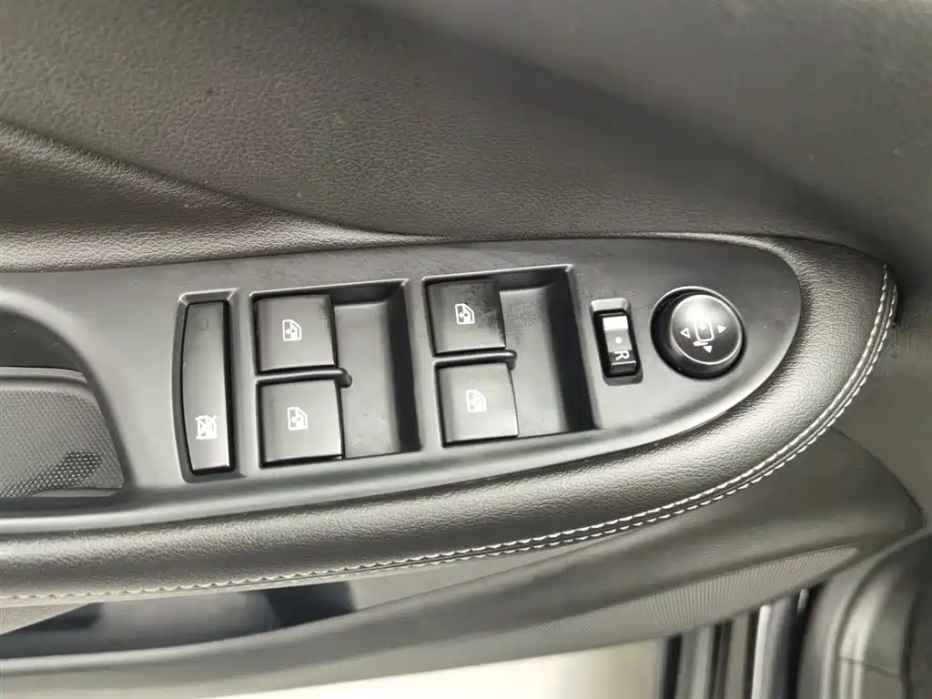 Buick Envision Plus 2021 — фото 9
