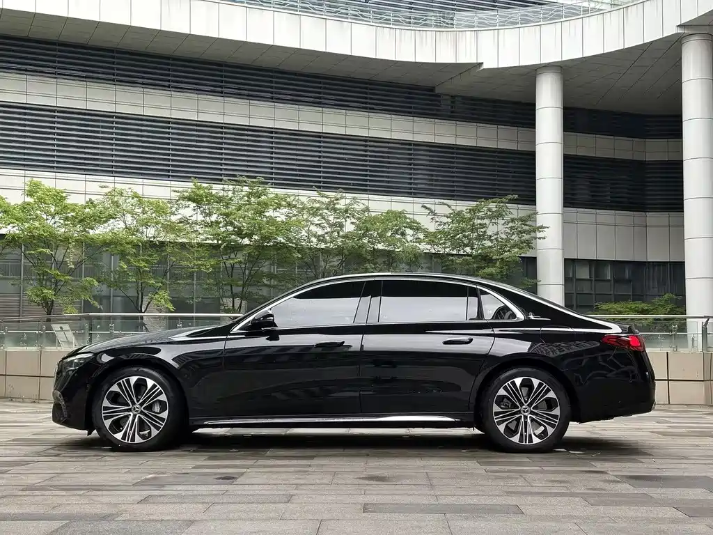 Mercedes-Benz E-Class New Energy 2025 — фото 5