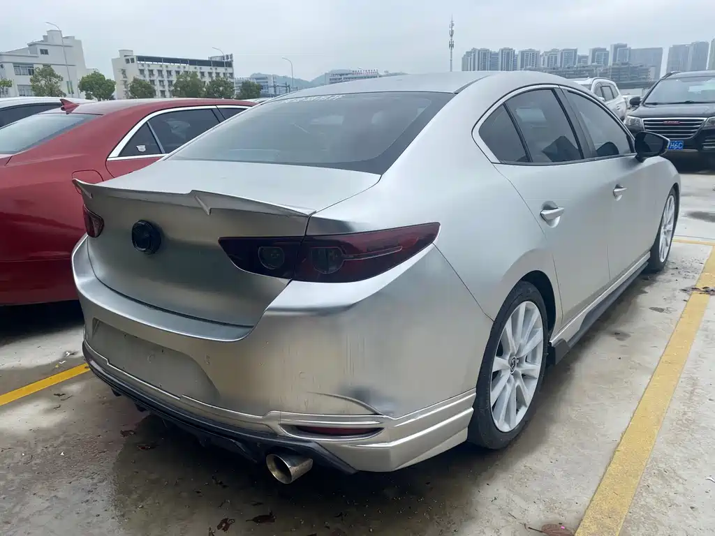 Mazda 3 Axela 2021
