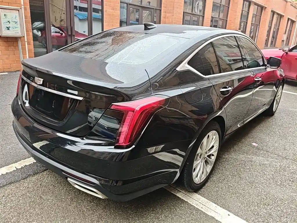 Cadillac CT5 2022 — фото 7