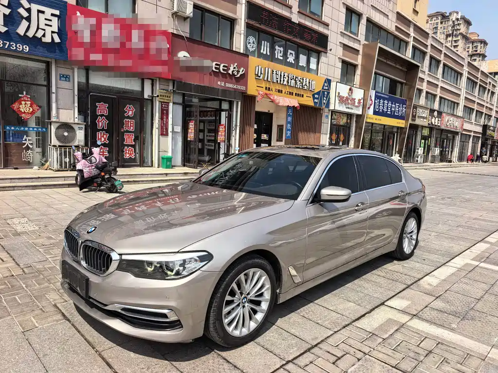 BMW 5 Series 2020 — фото 1