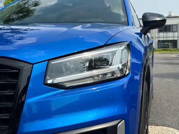 Audi Q2L 2020