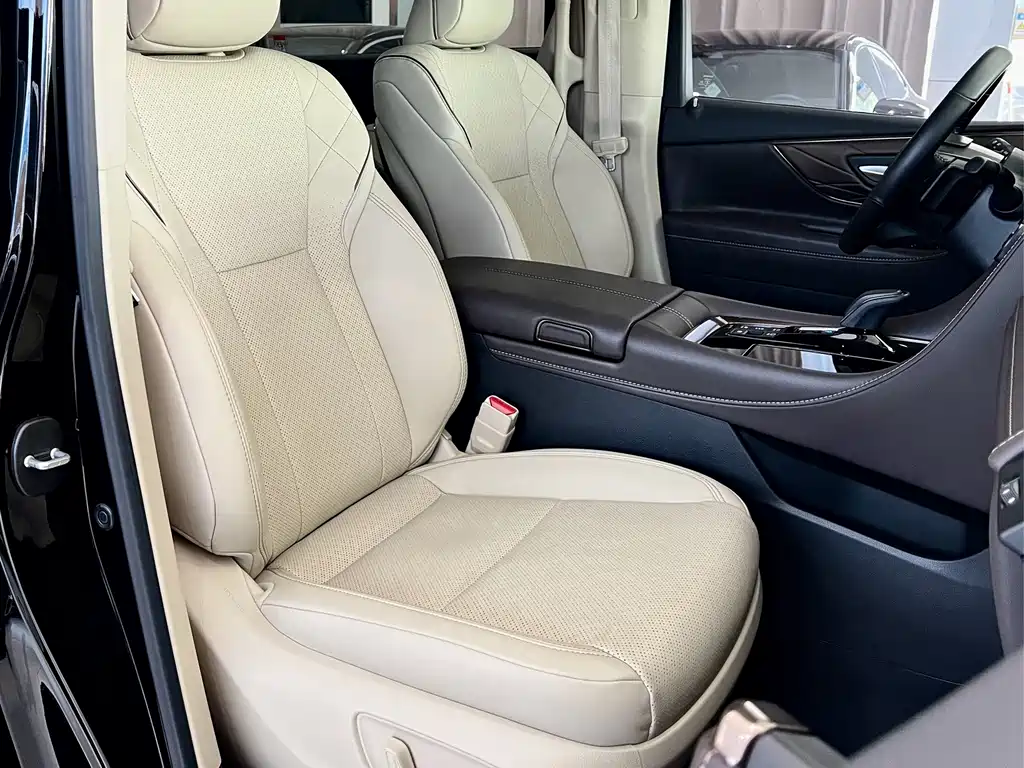 Toyota Alphard 2025 — фото 8