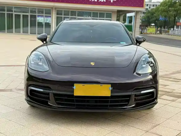 Porsche Panamera 2020