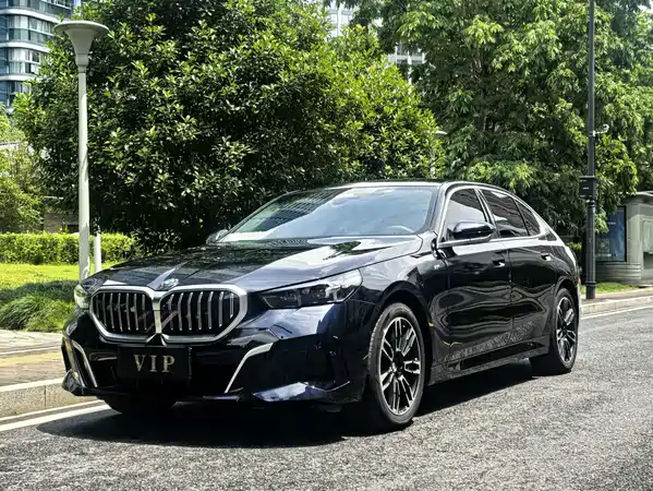 BMW 5 Series 2024